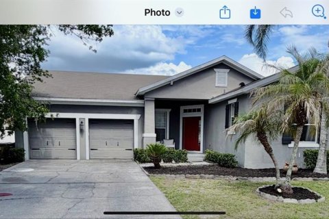 Villa ou maison à Kissimmee, Floride 3 chambres, 148.36 m2 № 2403111