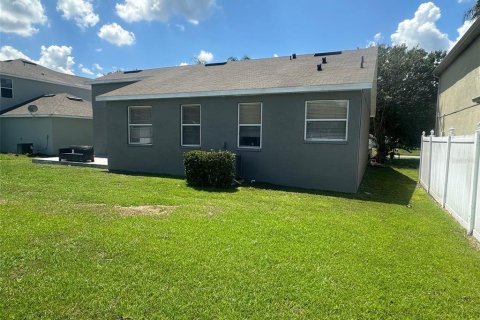 Villa ou maison à vendre à Kissimmee, Floride: 3 chambres, 148.36 m2 № 2403111 - photo 6