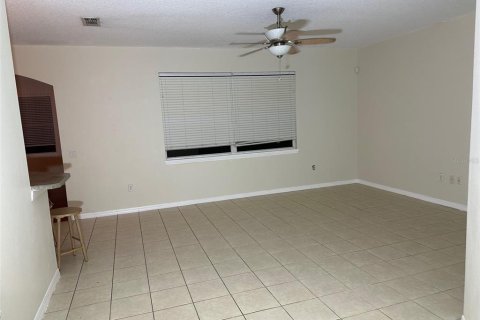 Villa ou maison à vendre à Kissimmee, Floride: 3 chambres, 148.36 m2 № 2403111 - photo 8