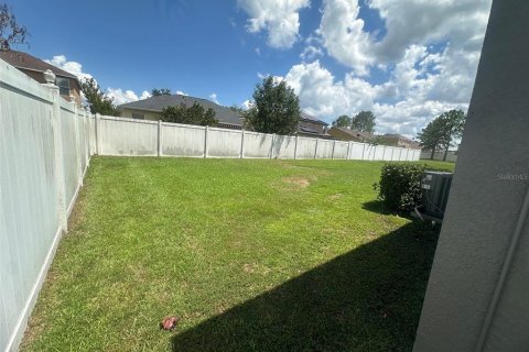 Villa ou maison à vendre à Kissimmee, Floride: 3 chambres, 148.36 m2 № 2403111 - photo 4