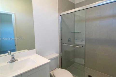 Adosado en venta en Homestead, Florida, 3 dormitorios, 143.53 m2 № 1959935 - foto 11