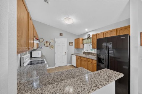 House in Dunnellon, Florida 2 bedrooms, 127.28 sq.m. № 2093309 - photo 3