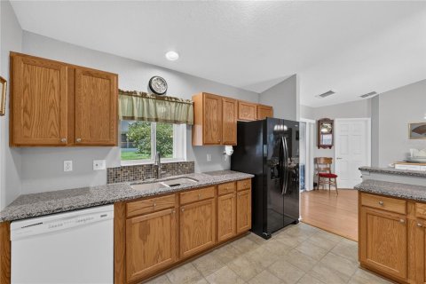House in Dunnellon, Florida 2 bedrooms, 127.28 sq.m. № 2093309 - photo 9