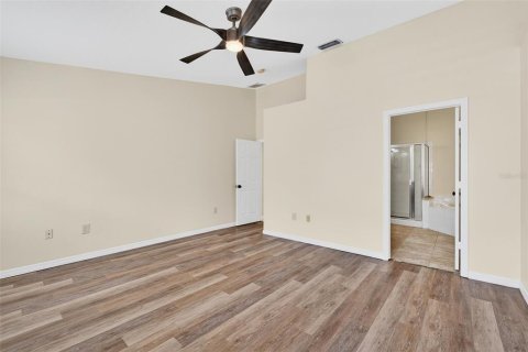 House in Brandon, Florida 4 bedrooms, 181.72 sq.m. № 1838320 - photo 27