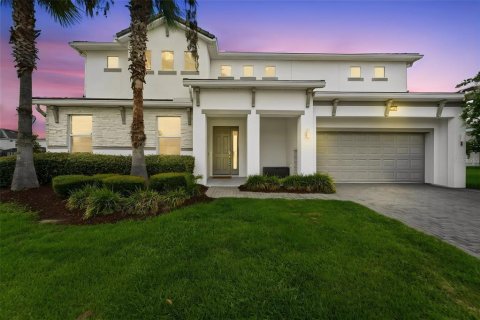 House in Kissimmee, Florida 7 bedrooms, 410.81 sq.m. № 2284680