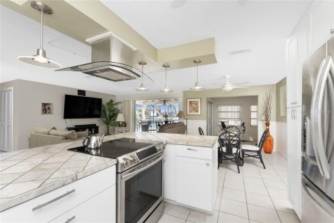 Villa ou maison à vendre à Port Charlotte, Floride: 3 chambres, 124.21 m2 № 1718336 - photo 8