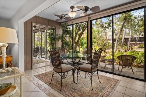 Condo in Sarasota, Florida, 2 bedrooms  № 1673478 - photo 4