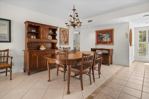 Condo in Sarasota, Florida, 2 bedrooms  № 1673478 - photo 14