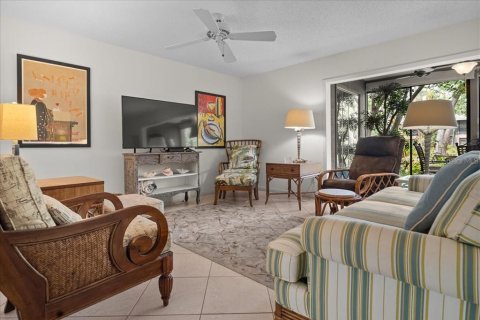 Condo in Sarasota, Florida, 2 bedrooms  № 1673478 - photo 6