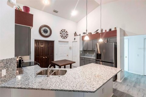 Villa ou maison à vendre à North Port, Floride: 3 chambres, 205.13 m2 № 1843921 - photo 8