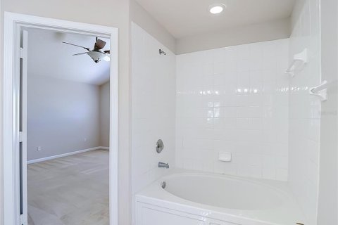 Touwnhouse à louer à Riverview, Floride: 3 chambres, 166.3 m2 № 2418588 - photo 23