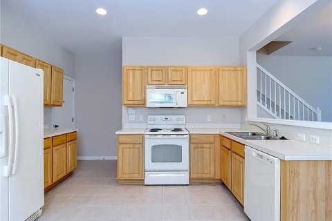 Touwnhouse à louer à Riverview, Floride: 3 chambres, 166.3 m2 № 2418588 - photo 8