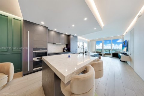 Condominio en venta en Miami, Florida, 1 dormitorio, 86.31 m2 № 2002999 - foto 4