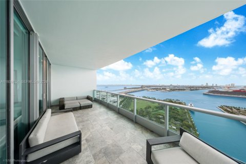 Condominio en venta en Miami, Florida, 1 dormitorio, 86.31 m2 № 2002999 - foto 18