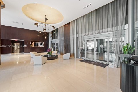 Condominio en venta en Miami, Florida, 1 dormitorio, 86.31 m2 № 2002999 - foto 26