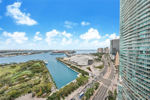 Condominio en venta en Miami, Florida, 1 dormitorio, 86.31 m2 № 2002999 - foto 19