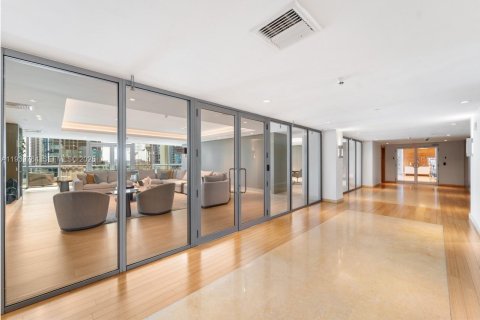 Condominio en venta en Miami, Florida, 1 dormitorio, 86.31 m2 № 2002999 - foto 30