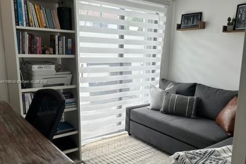 Condominio en venta en Miami, Florida, 3 dormitorios, 152.36 m2 № 1861214 - foto 20