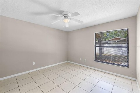 Villa ou maison à louer à Winter Park, Floride: 2 chambres, 95.13 m2 № 2283390 - photo 5