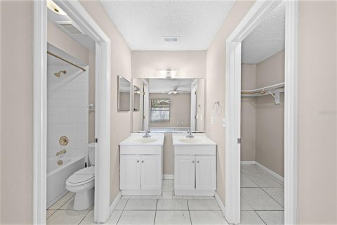 Villa ou maison à louer à Winter Park, Floride: 2 chambres, 95.13 m2 № 2283390 - photo 7