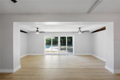 Casa en venta en Orlando, Florida, 3 dormitorios, 155.24 m2 № 2384094 - foto 29