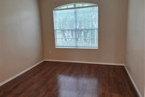 Villa ou maison à louer à Tampa, Floride: 4 chambres, 203.92 m2 № 2410414 - photo 6