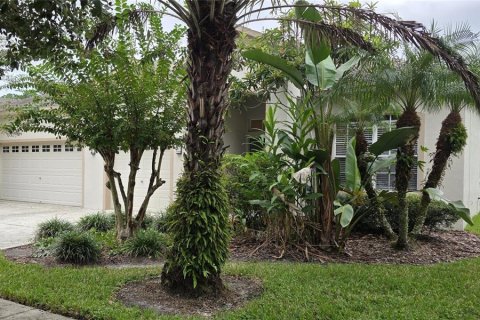 Villa ou maison à Tampa, Floride 4 chambres, 203.92 m2 № 2410414