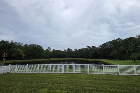 Villa ou maison à louer à Tampa, Floride: 4 chambres, 203.92 m2 № 2410414 - photo 13