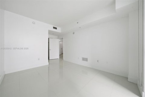 Copropriété à louer à Miami, Floride: 1 chambre, 72.46 m2 № 2084231 - photo 6