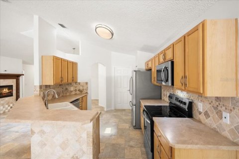 House in Elkton, Florida 3 bedrooms, 172.05 sq.m. № 2306121 - photo 12