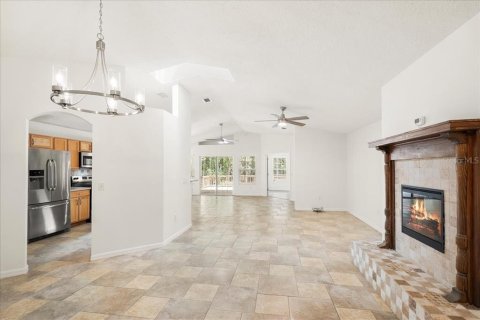 House in Elkton, Florida 3 bedrooms, 172.05 sq.m. № 2306121 - photo 8