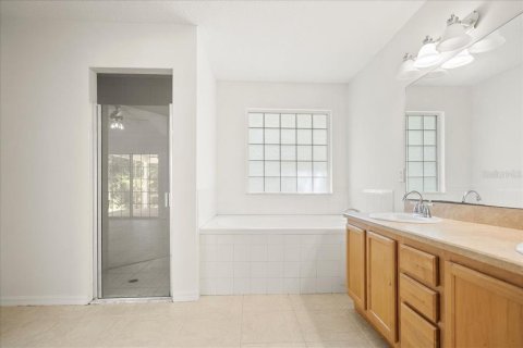 House in Elkton, Florida 3 bedrooms, 172.05 sq.m. № 2306121 - photo 19