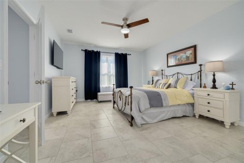 Villa ou maison à vendre à Land O' Lakes, Floride: 3 chambres, 142.33 m2 № 2142334 - photo 16