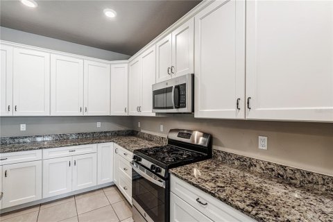 House in Lutz, Florida 3 bedrooms, 182.37 sq.m. № 1789417 - photo 18