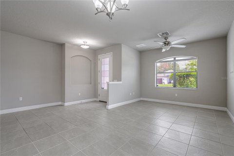 House in Lutz, Florida 3 bedrooms, 182.37 sq.m. № 1789417 - photo 5