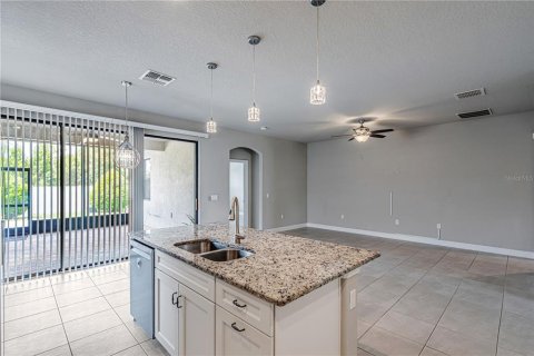 House in Lutz, Florida 3 bedrooms, 182.37 sq.m. № 1789417 - photo 16