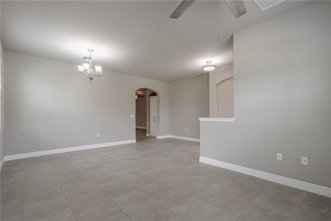 House in Lutz, Florida 3 bedrooms, 182.37 sq.m. № 1789417 - photo 8