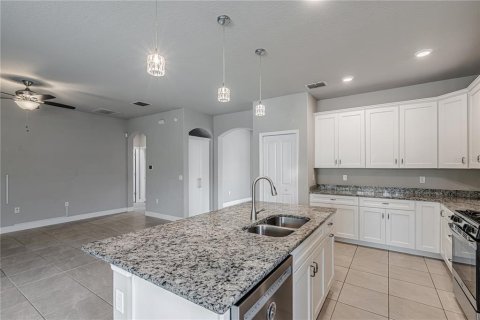 House in Lutz, Florida 3 bedrooms, 182.37 sq.m. № 1789417 - photo 17