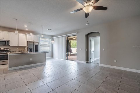 House in Lutz, Florida 3 bedrooms, 182.37 sq.m. № 1789417 - photo 10