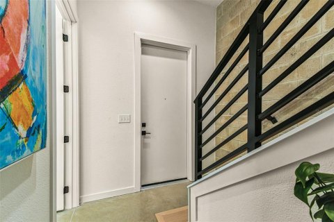 Townhouse in Tampa, Florida 3 bedrooms, 195.47 sq.m. № 2232828 - photo 14