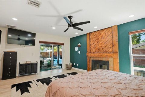 House in Tampa, Florida 3 bedrooms, 151.71 sq.m. № 2233842 - photo 19