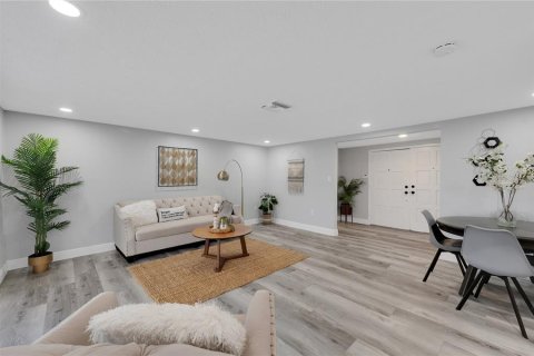 Casa en venta en Hudson, Florida, 3 dormitorios, 150.97 m2 № 1690354 - foto 7