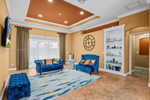 House in Port St. Lucie, Florida 4 bedrooms, 241.92 sq.m. № 2030646 - photo 7