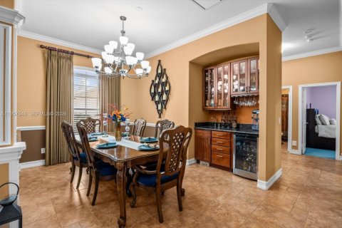 House in Port St. Lucie, Florida 4 bedrooms, 241.92 sq.m. № 2030646 - photo 10