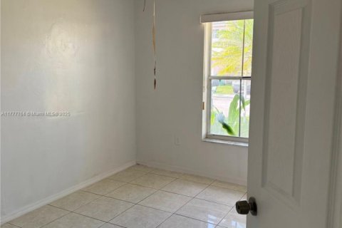 Villa ou maison à vendre à Homestead, Floride: 3 chambres, 128.02 m2 № 1701953 - photo 11