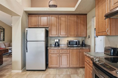 House in Spring Hill, Florida 3 bedrooms, 189.24 sq.m. № 2102992 - photo 17