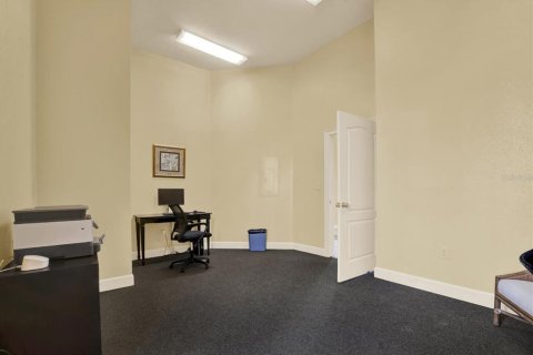 Condo in Tampa, Florida, 2 bedrooms  № 1912172 - photo 24