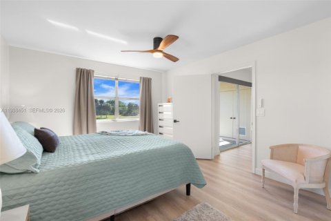 Купить кондоминиум в Маргит, Флорида 2 спальни, 88.26м2, № 1997174 - фото 14