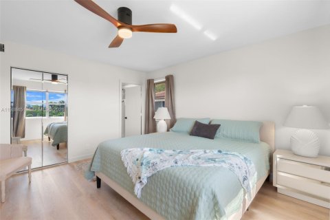 Купить кондоминиум в Маргит, Флорида 2 спальни, 88.26м2, № 1997174 - фото 12