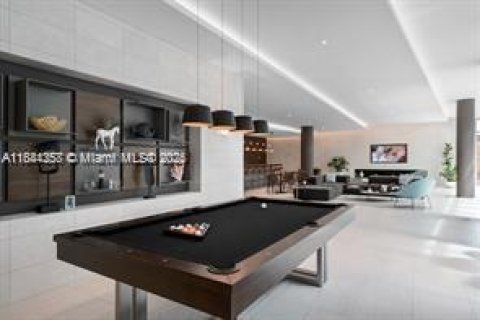 Condo in Miami, Florida, 2 bedrooms  № 1839608 - photo 9